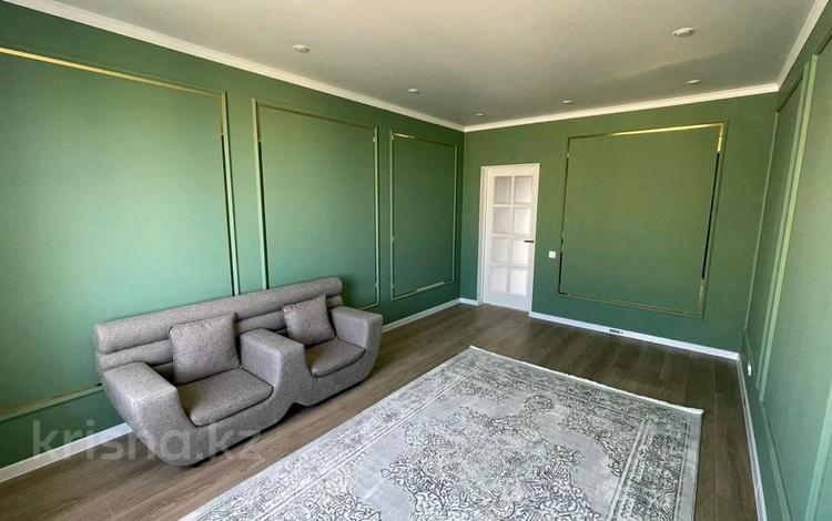 3-комнатная квартира · 88 м² · 9/9 этаж, 33-й мкр 20 за 22 млн ₸ в Актау — фото 2