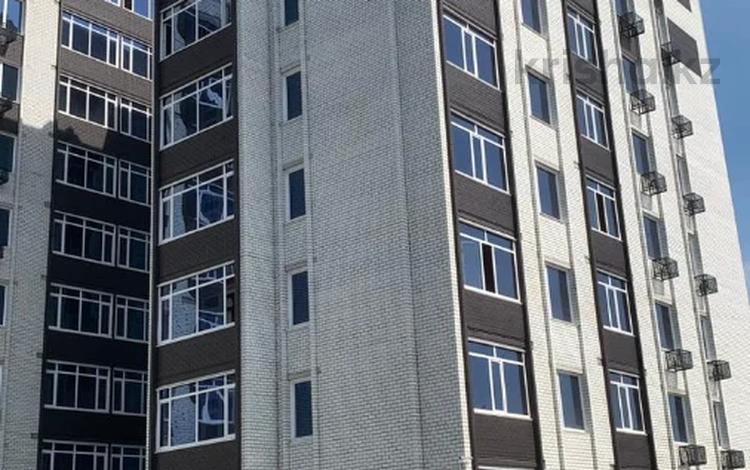 1-комнатная квартира, 51.5 м², 2/9 этаж, Каирбекова 83 за 20.6 млн 〒 в Костанае — фото 3