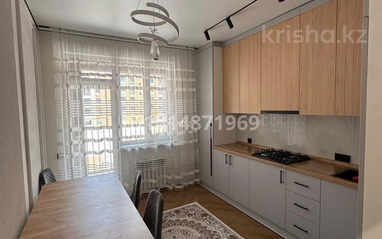 2-комнатная квартира · 73 м² · 2/6 этаж, Халиулина 140/9 за 400 000 ₸ в Алматы, Медеуский р-н — фото 2