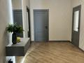 2-бөлмелі пәтер · 90 м² · 8/10 қабат, Кулманова 35 — Площадь Исатай и Махамбета, бағасы: 58 млн ₸ в Атырау — фото 20