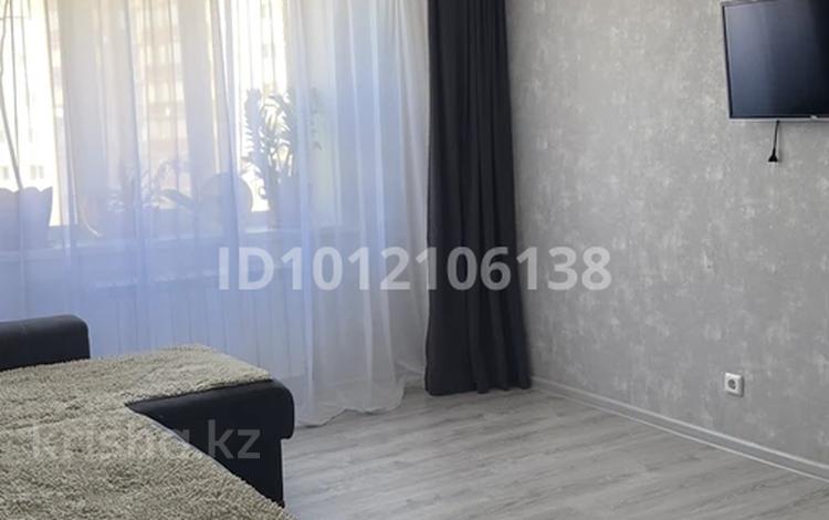 3-комнатная квартира · 63 м² · 7/18 этаж, ул. Жамбыла 49Б за 30.5 млн ₸ в Петропавловске — фото 2