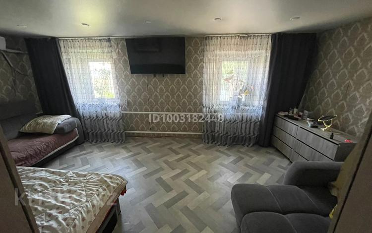 Отдельный дом · 4 комнаты · 64.8 м² · 26.4 сот., Юбилейная 2 за 2 млн 〒 в  — фото 2