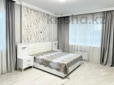 2-комнатная квартира · 60 м² · 2/10 этаж, Махамбета Утемисова 125Б за 17 000 ₸ в Атырау