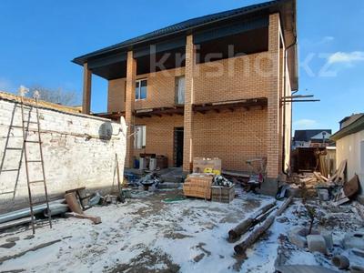 Жеке үй · 4 бөлме · 350 м² · 4 сот., Козыбаева 184, бағасы: 135 млн 〒 в Костанае