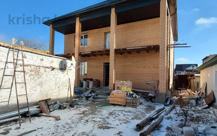 Жеке үй · 4 бөлме · 350 м² · 4 сот., Козыбаева 184, бағасы: 135 млн 〒 в Костанае — фото 8