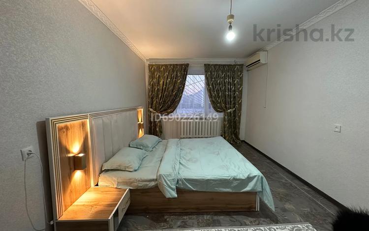 1-комнатная квартира · 32 м² · 2/5 этаж, Жалантос Бахадур 1 — Абая за 12 000 ₸ в  — фото 8
