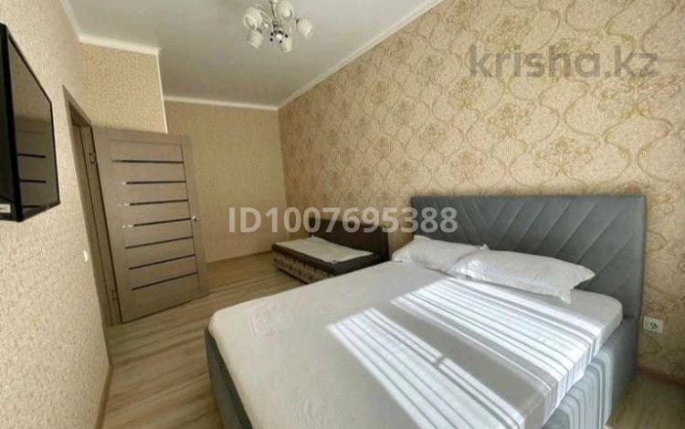 1-комнатная квартира · 30 м² · 3/5 этаж, Желтоқсан 6 — Площадь, Центр, Жайна, Вокзал, Универсам, Болашак, Арай за 10 000 ₸ в  — фото 2