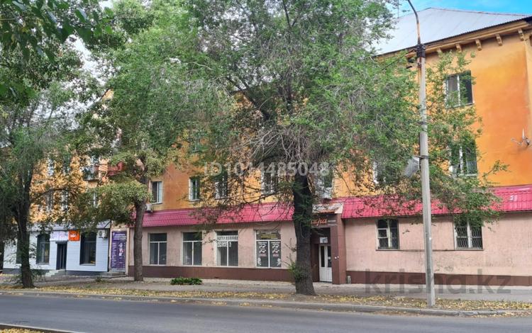 3-комнатная квартира · 84 м² · 2/3 этаж, Металлургов 20 — Пр. Назарбаева, ДКМ, пр.Шакарима за 165 000 ₸ в Усть-Каменогорске, Ульбинский — фото 16