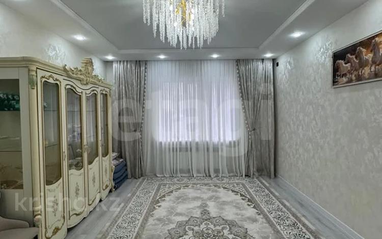 3-комнатная квартира · 89.6 м² · 1/5 этаж, мкр. Алтын орда за 37 млн ₸ в Актобе — фото 2