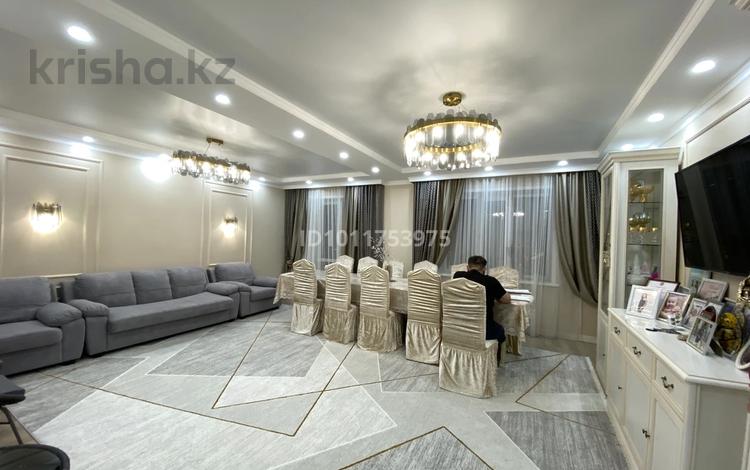 3-бөлмелі пәтер · 125.2 м² · 3/9 қабат, Абая — 8 школа, бағасы: 57 млн ₸ в Уральске — фото 2