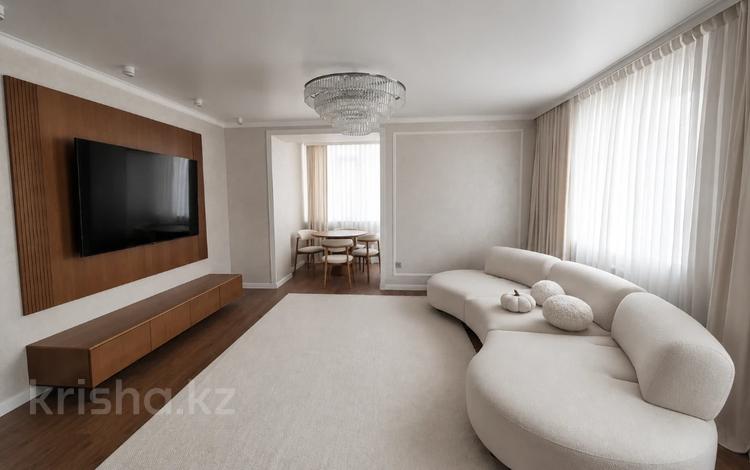 3-комнатная квартира · 94.8 м² · 9/9 этаж, Джамбула за 66 млн ₸ в Семее — фото 2