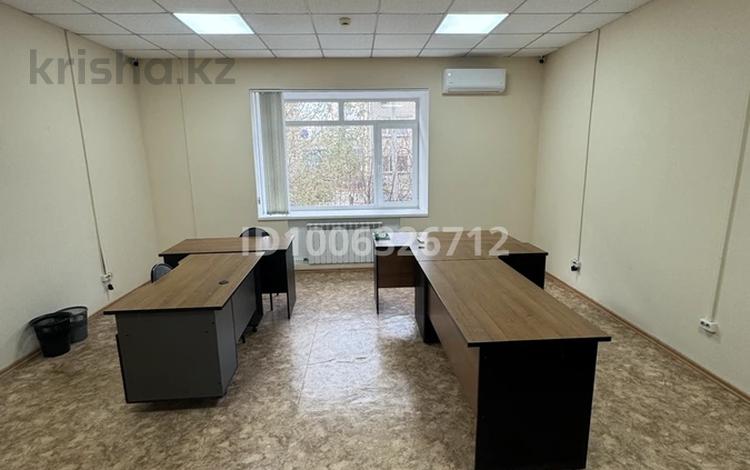 Офисы · 33 м² за 120 000 〒 в Петропавловске — фото 2