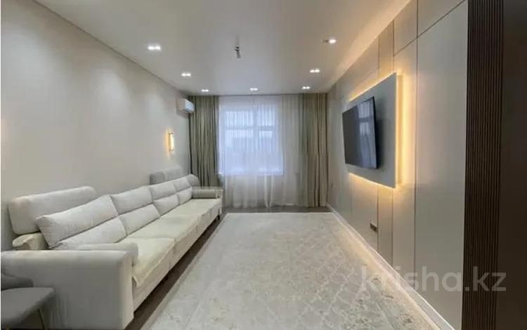 3-комнатная квартира · 88 м² · 4/13 этаж, мкр Юго-Восток, Букетова 3 за 62 млн ₸ в Караганде, Казыбек би р-н — фото 2