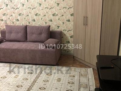1-бөлмелі пәтер · 36 м² · 3/5 қабат, Вироградова 8, бағасы: 2 000 ₸ в Усть-Каменогорске, Ульбинский