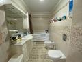 3-комнатная квартира · 102.2 м² · 4/10 этаж, молдагуловой за 33 млн 〒 в Актобе — фото 23
