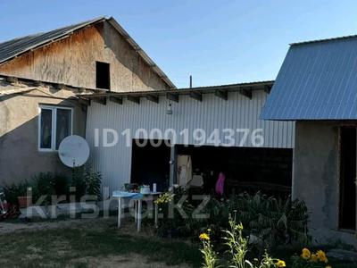 Продажа домов и дачи в Жамбылской обл.: Отдельный дом · 5 комнат · 130 м² · 65 сот., Иманалы 82 — Станция Бурное за 20 млн 〒 Отдельный дом · 5 комнат · 130 м² · 65 сот., Иманалы 82 — Станция Бурное за 20 млн 〒 в Бауыржан Момышулы