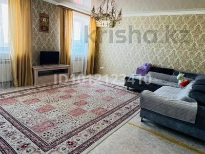 2-комнатная квартира · 72 м² · 4/10 этаж, мкр 5, Молдагулова 13 за 26 млн ₸ в Актобе