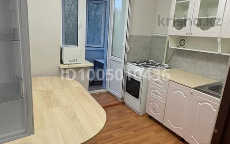 1-комнатная квартира · 36.5 м² · 3/5 этаж, мкр Шанхай, Өтегена Тұрмағанбетова — Рыскулова за 7.5 млн ₸ в Актобе — фото 2
