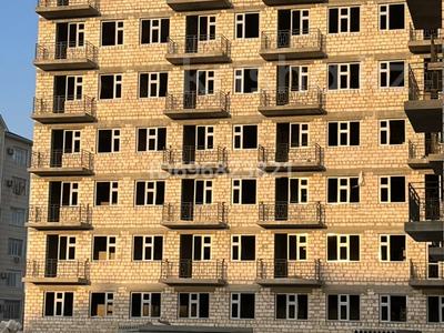 2-комнатная квартира · 60.9 м² · 1/7 этаж, 32В мкр, 32В мкр. 7 — супермаркет «Светофор» за 12.5 млн 〒 в Актау