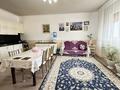 Отдельный дом · 5 комнат · 230 м² · 10 сот., 9-квартал 9 за 28 млн ₸ в 