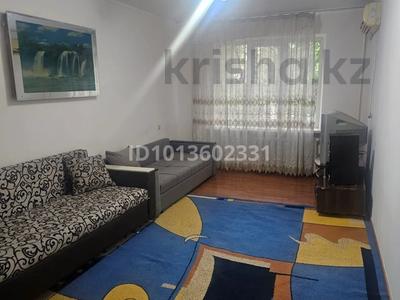 2-комнатная квартира · 55 м² · 3/5 этаж, мкр Тастак-3 15 — 5 этажный дом за 250 000 ₸ в Алматы, Алмалинский р-н