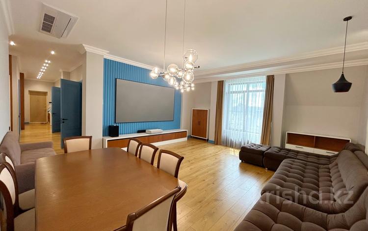 4-комнатная квартира · 180 м² · 7/7 этаж, Карашаш ана за 250 млн ₸ в Астане, Нура р-н — фото 2