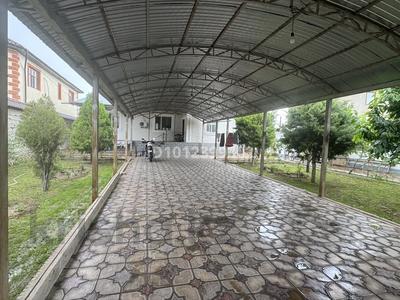 Отдельный дом · 5 комнат · 150 м² · 8 сот., ул. Салем Смайылулы 32 за 54 млн ₸ в Таразе