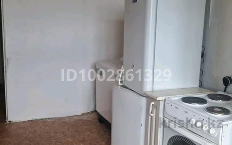 3-бөлмелі пәтер · 65 м² · 6/6 қабат, Расковой — Площадь, бағасы: 130 000 〒 в Жезказгане — фото 5