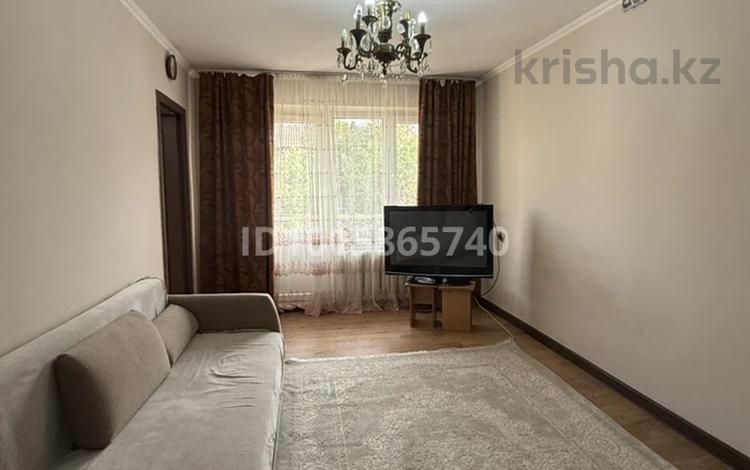 2-комнатная квартира · 43 м² · 5/5 этаж, мкр Аксай-3 3 за 250 000 ₸ в Алматы, Ауэзовский р-н — фото 2