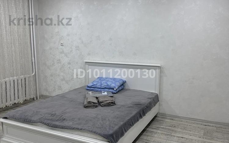 1-комнатная квартира · 41 м² · 3/9 этаж, Победы 18 — Ауэзова за 10 000 ₸ в Семее — фото 2