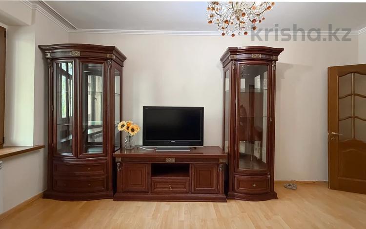 4-бөлмелі пәтер · 89.3 м² · 2/5 қабат, Ауэзова 69 — ЦЕНТР!!!, бағасы: 80 млн ₸ в Алматы, Алмалинский р-н — фото 40