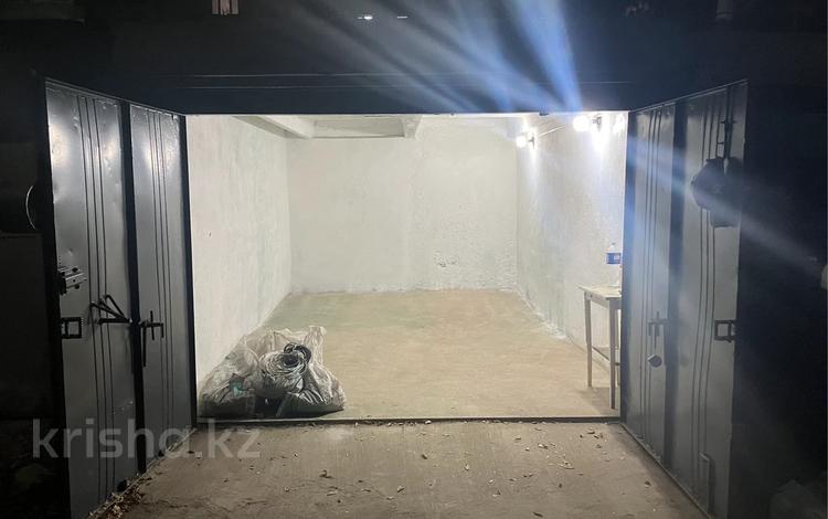 Гараж · 20 м² · Тауке хан 33/3, бағасы: 30 000 ₸ в Шымкенте, Аль-Фарабийский р-н — фото 2