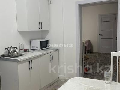 Отдельный дом · 3 комнаты · 170 м² · 0.8 сот., Казыбек Би 45 — Толе Би за 45 млн ₸ в Туздыбастау (Калинино)