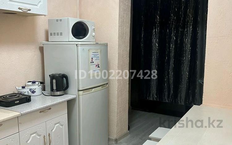 1-комнатная квартира · 47 м² · 1/5 этаж, Койгельды 209 а — Айтике би за 9 000 〒 в Таразе — фото 2