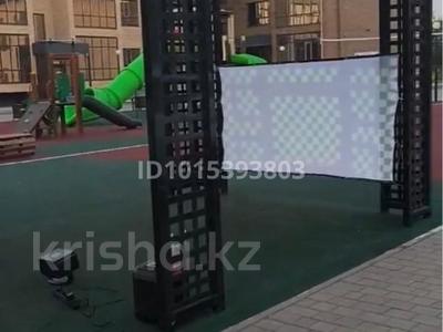 2-комнатная квартира · 84 м² · 1/3 этаж, мкр Старый Аэропорт, Ескі аэропорт ш/а. 29 за 190 000 ₸ в Уральске