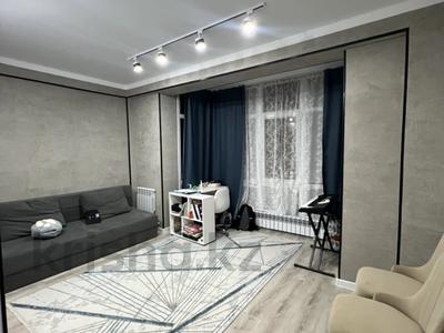 2-комнатная квартира · 64 м² · 5/6 этаж, мкр Жана Орда 15 за 300 000 ₸ в Уральске