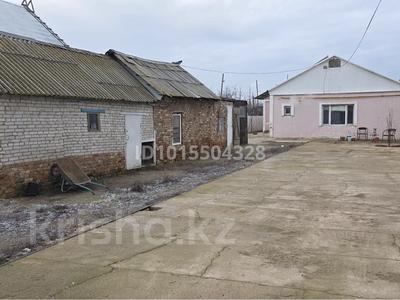 Жеке үй · 5 бөлме · 200 м² · 7 жүзд., Вишнёвая, бағасы: 30 млн ₸ в Уральске