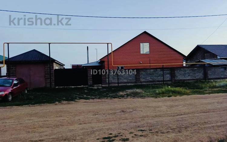Отдельный дом · 4 комнаты · 130 м² · 10 сот., 349 — Новостройка за 40 млн ₸ в Талапкер  — фото 2