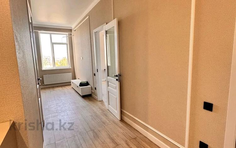 2-бөлмелі пәтер · 60 м² · 5/7 қабат, Акмешит 1/1, бағасы: 43 млн ₸ в Астане, Есильский р-н — фото 2