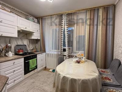3-бөлмелі пәтер · 83.7 м² · 2/5 қабат, 5 микрорайон, бағасы: 42 млн ₸ в Костанае