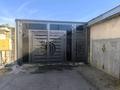Отдельный дом · 9 комнат · 200 м² · 14 сот., Мынжылкы 1а — Тохтарова за 37 млн ₸ в Кентау
