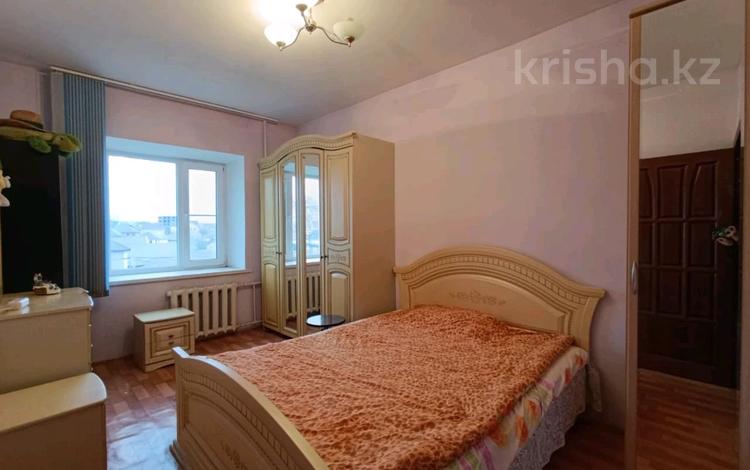 4-комнатная квартира · 81 м² · 3/6 этаж, Щурихина за 250 000 ₸ в Уральске — фото 2