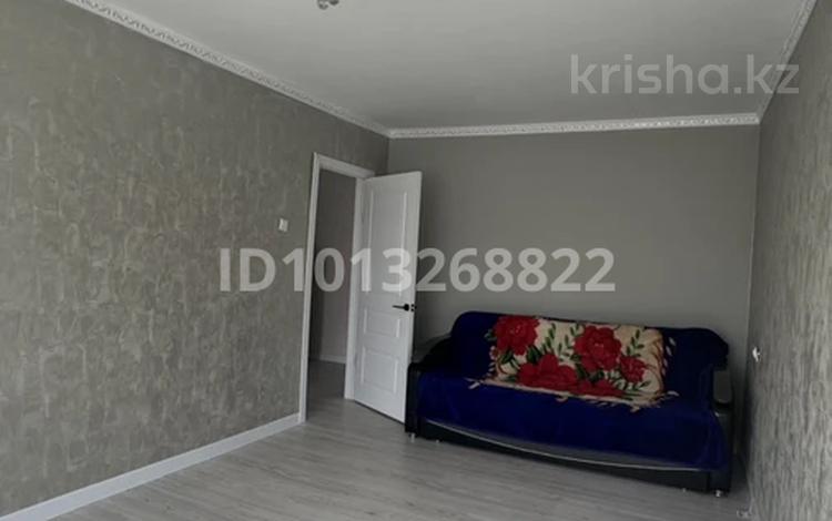 3-бөлмелі пәтер · 62 м² · 4/5 қабат, Короленко 32, бағасы: 27 млн ₸ в Уральске — фото 2
