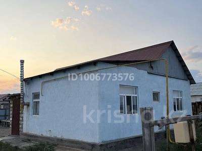 Отдельный дом · 3 комнаты · 64 м² · 8 сот., мкр Коктем, Садовод 4 166 за 13 млн 〒 в Атырау