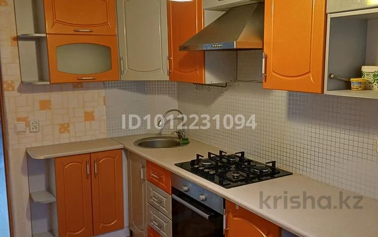 3-бөлмелі пәтер · 64 м² · 5/5 қабат, Советская 39, бағасы: 180 000 ₸ в Петропавловске — фото 9