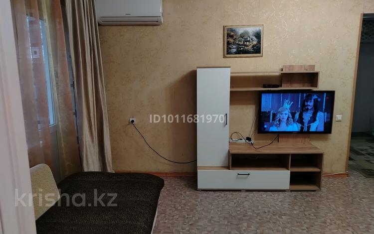 3-комнатная квартира · 59 м² · 3/5 этаж, бульвар Гагарина 6 за 180 000 〒 в Усть-Каменогорске — фото 2