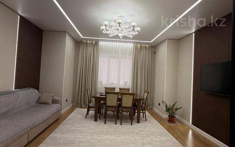 3-комнатная квартира · 110 м² · 1/10 этаж, мкр. Алтын орда за 46 млн ₸ в Актобе — фото 13