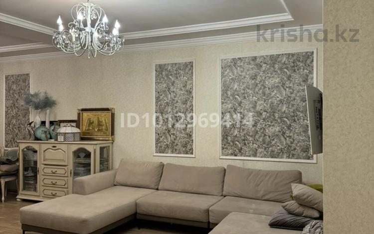 3-бөлмелі пәтер · 112.5 м² · 9/17 қабат, Жарокова 137 — Жарокова-Мынбаева, бағасы: 115 млн ₸ в Алматы, Бостандыкский р-н — фото 2