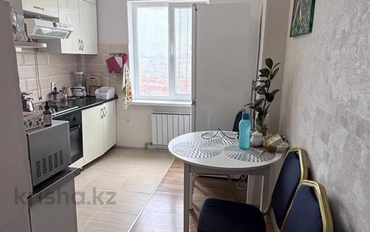 2-бөлмелі пәтер · 64 м² · 12/12 қабат, 33-ш/а. 19, бағасы: 12.8 млн ₸ в Актау, 33-й мкр — фото 2