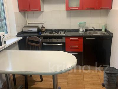 3-комнатная квартира · 54 м² · 4/5 этаж, мкр Тастак-2 10 за 300 000 ₸ в Алматы, Алмалинский р-н